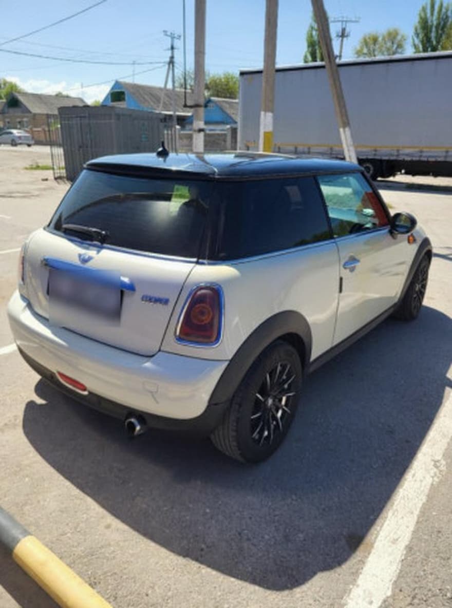 Mini Hatch II (R56), 2010