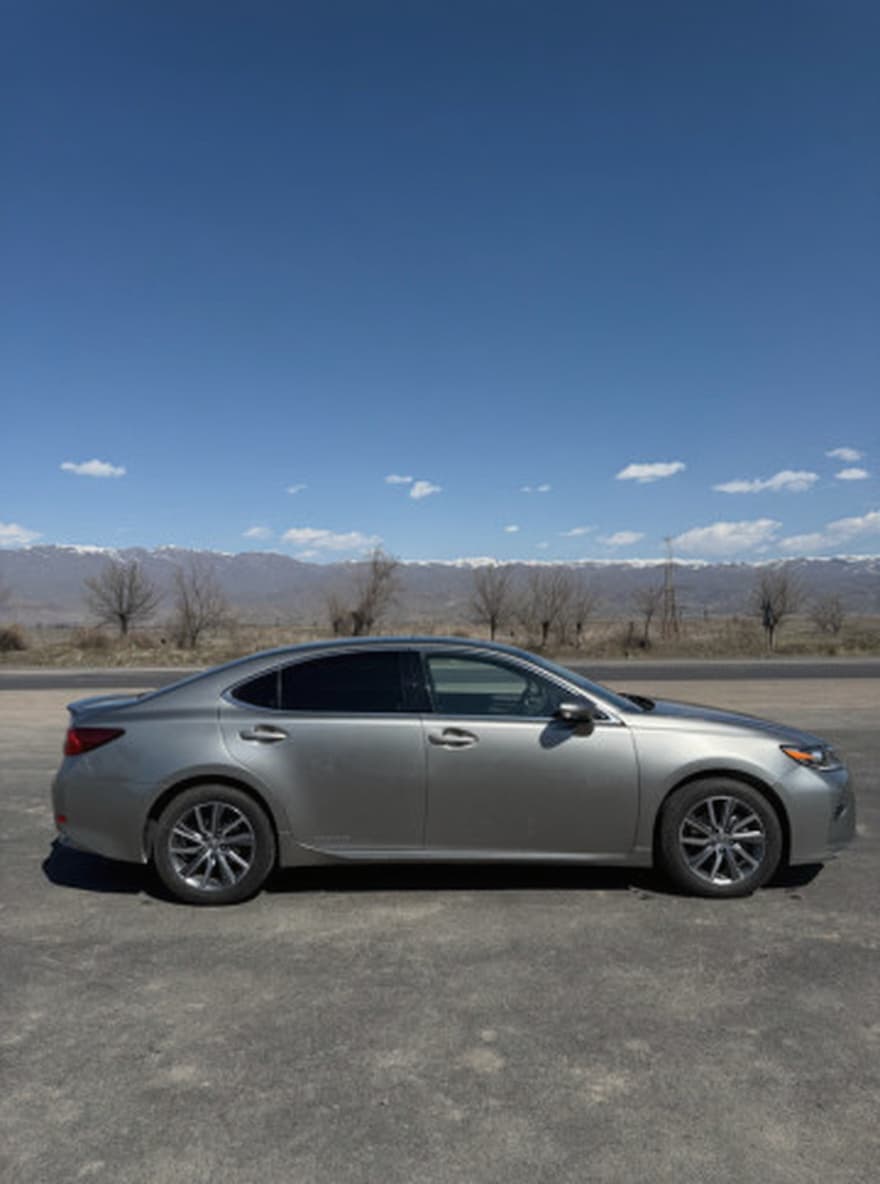 Lexus ES VI Рестайлинг, 2016