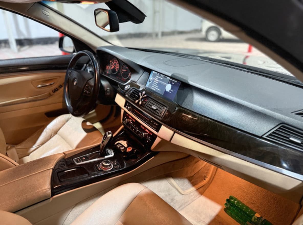 BMW 5 серии VI (F10/F11/F07), 2010