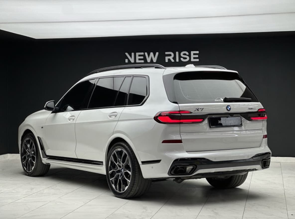 BMW X7 I (G07) Рестайлинг, 2023