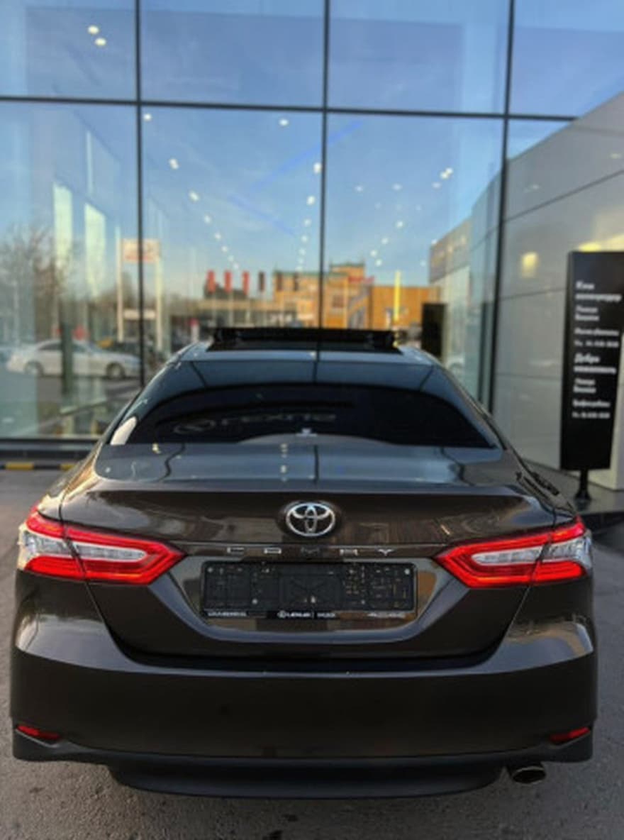 Toyota Camry VIII (XV70), 2019