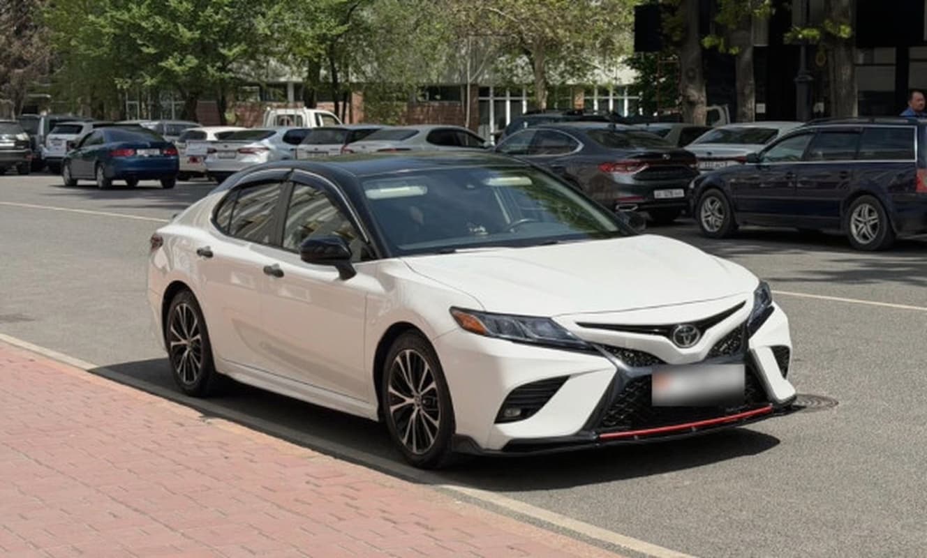 Toyota Camry VIII (XV70), 2017
