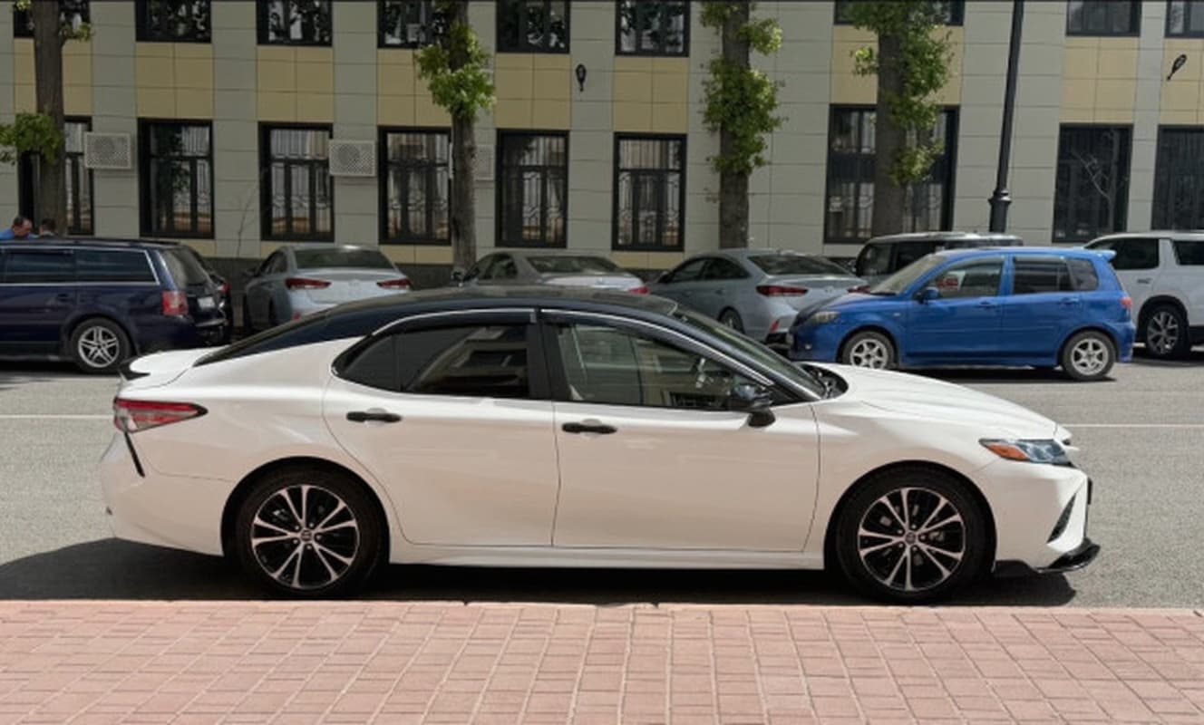 Toyota Camry VIII (XV70), 2017