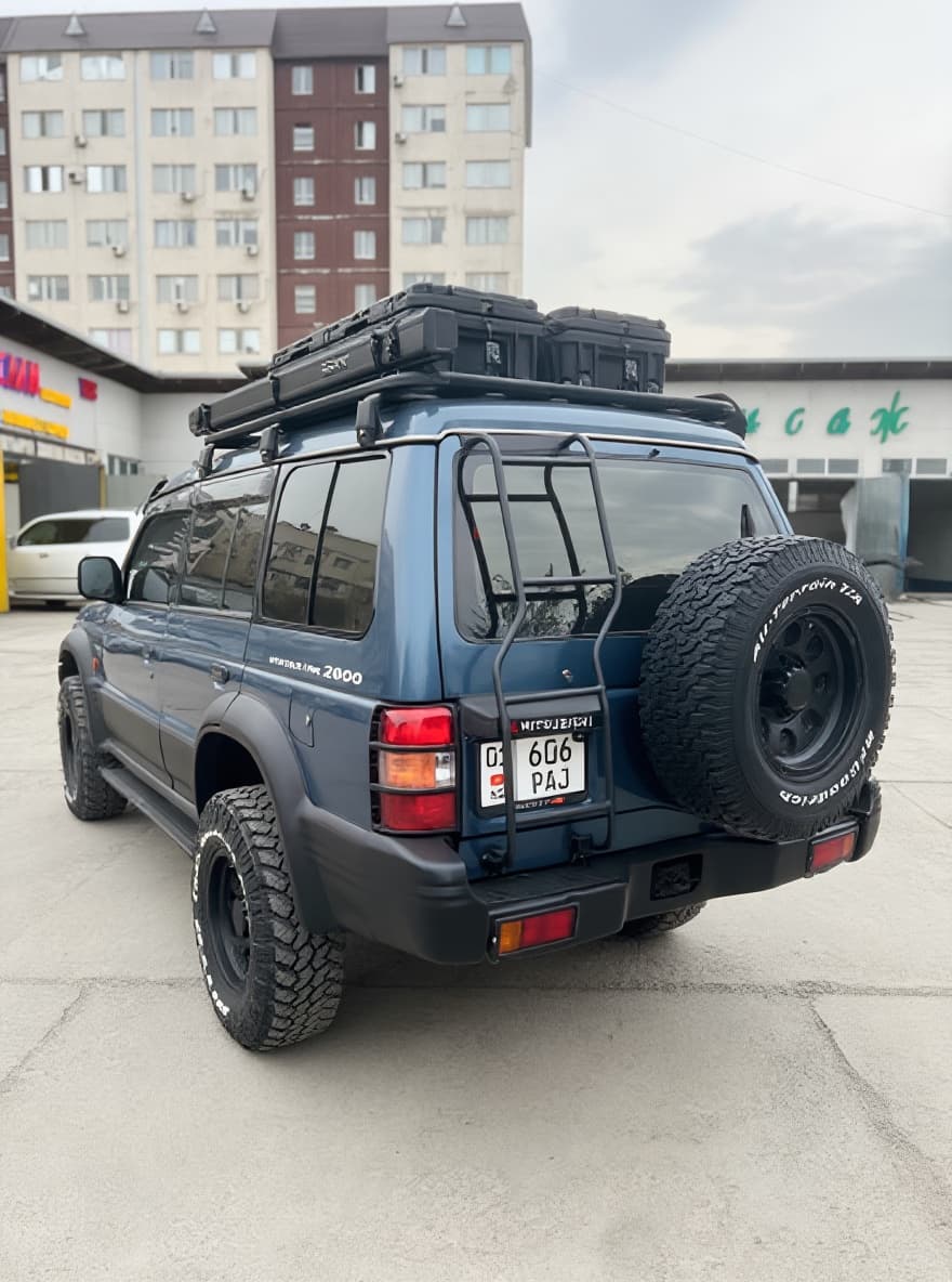 Mitsubishi Pajero II, 1996