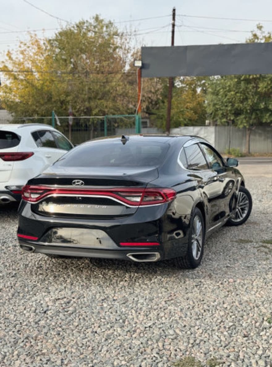 Hyundai Grandeur VI, 2019