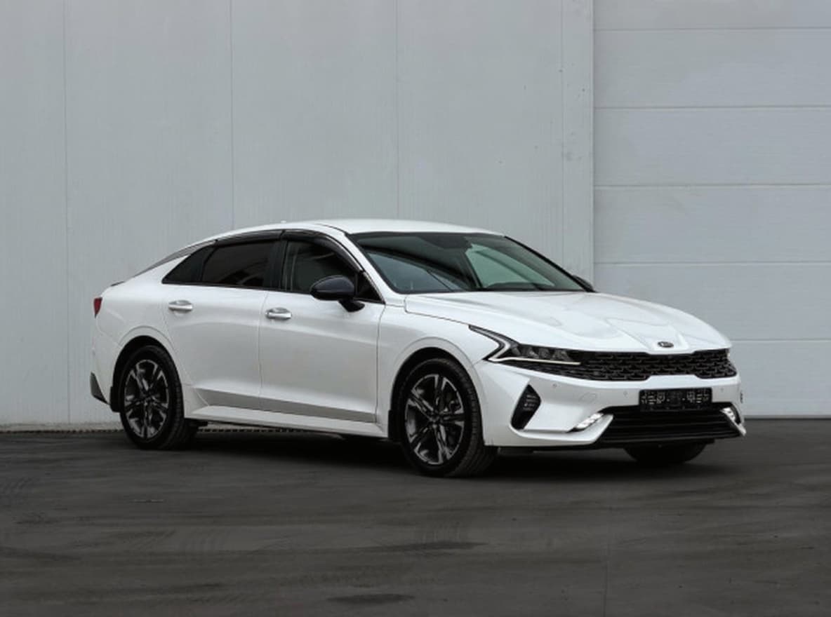 Kia K5 III, 2021