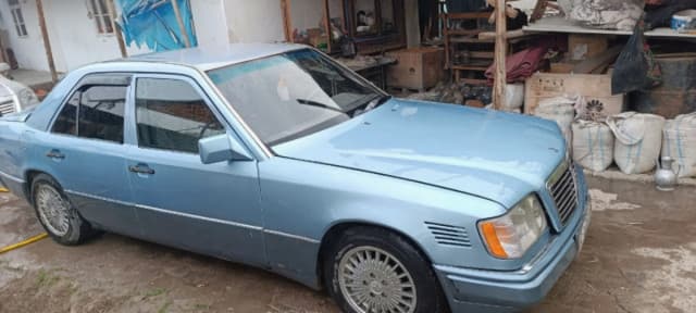 Mercedes-Benz W124, 1991