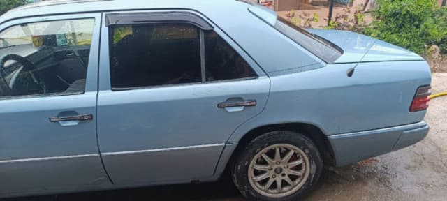 Mercedes-Benz W124, 1991