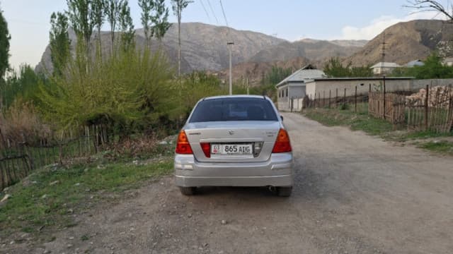 Suzuki Liana I, 2006