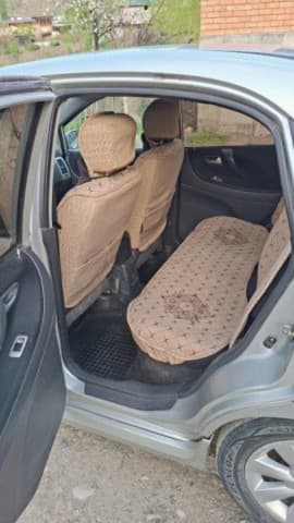 Suzuki Liana I, 2006