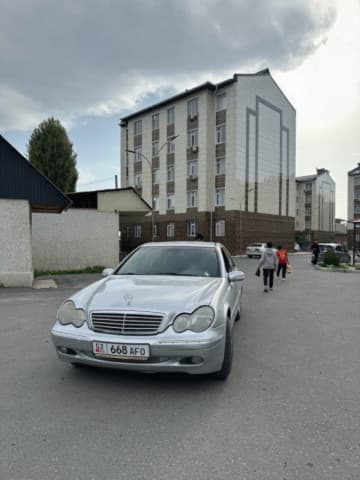 Mercedes-Benz C-Класс II (W203), 2001