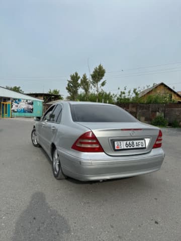 Mercedes-Benz C-Класс II (W203), 2001