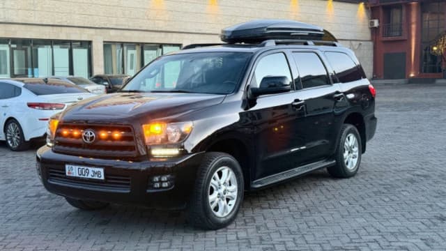 Toyota Sequoia