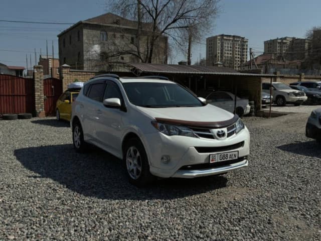 Toyota RAV4 IV (XA40), 2013