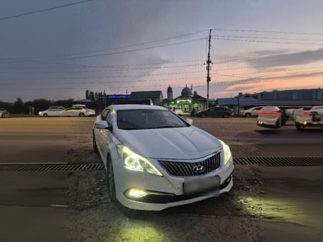 Hyundai Grandeur V, 2016