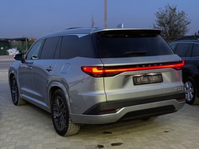 Lexus TX, 2024