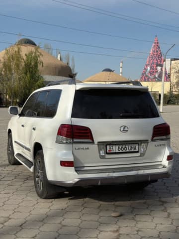 Lexus LX III, 2012