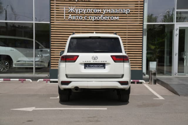 Toyota Land Cruiser 300 Series, 2024