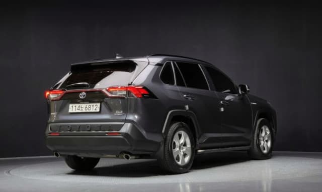 Toyota RAV4 V (XA50), 2020