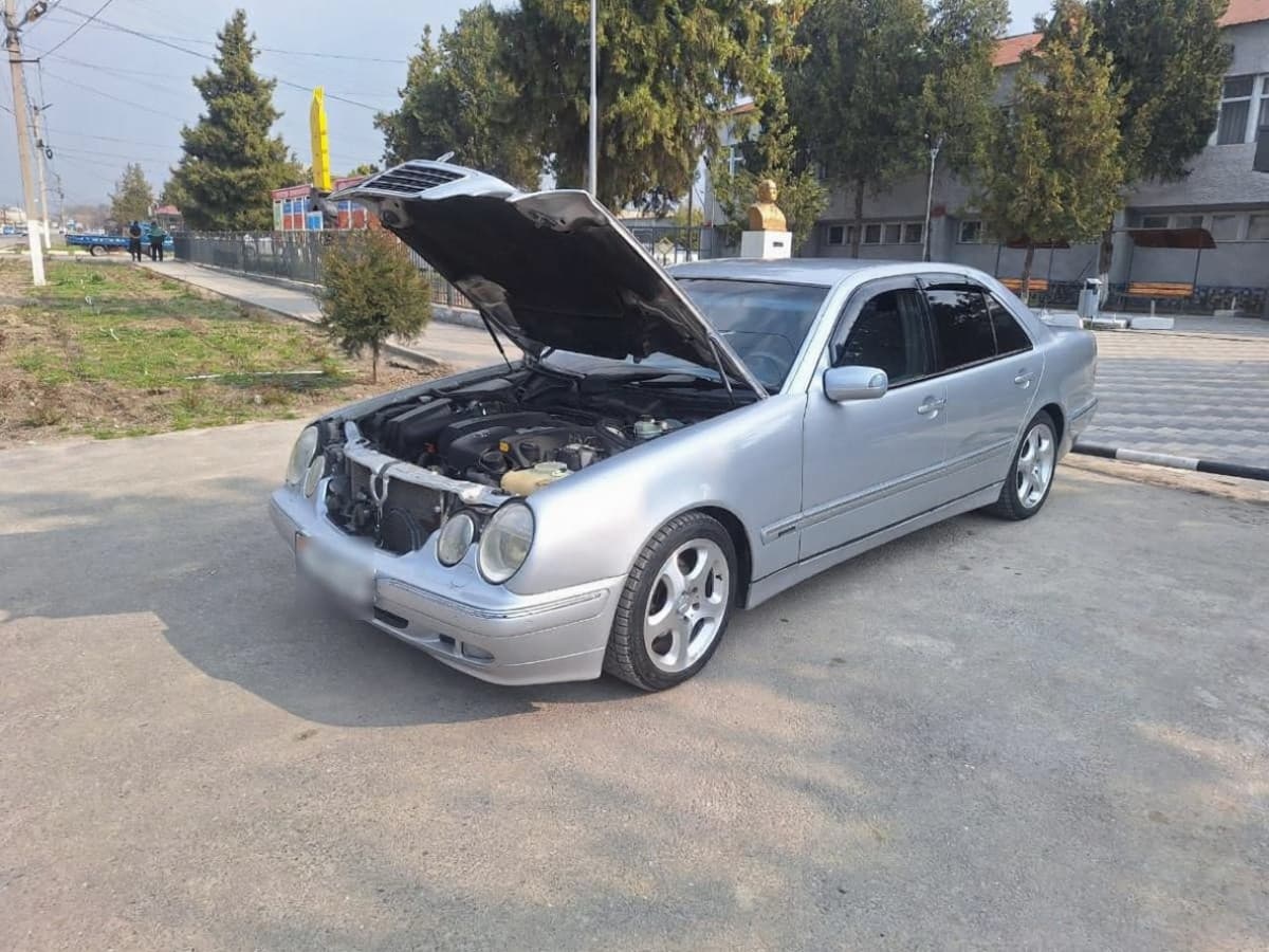 Mercedes-Benz E-Класс II (W210, S210) Рестайлинг, 2001