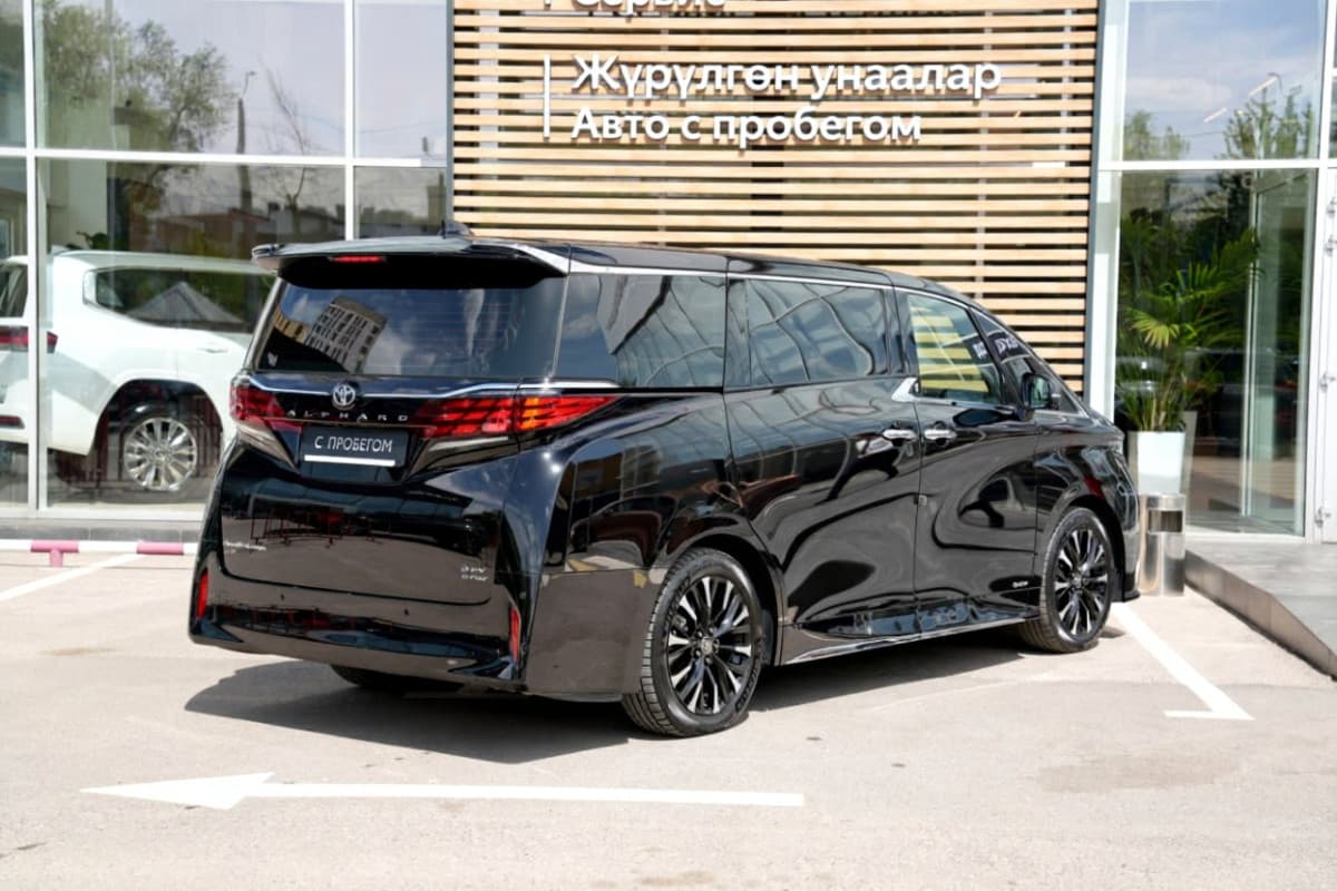 Toyota Alphard IV, 2023