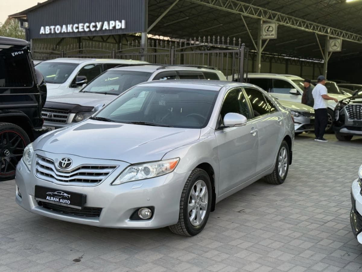 Toyota Camry VII (XV50), 2011