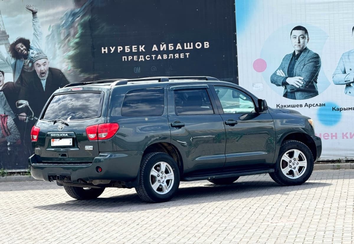 Toyota Sequoia II, 2008