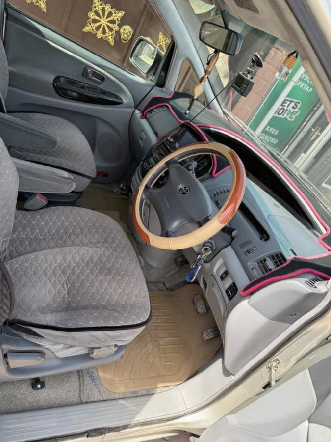 Toyota Estima II, 2003