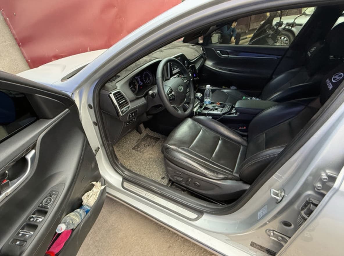 Hyundai Grandeur VI, 2018