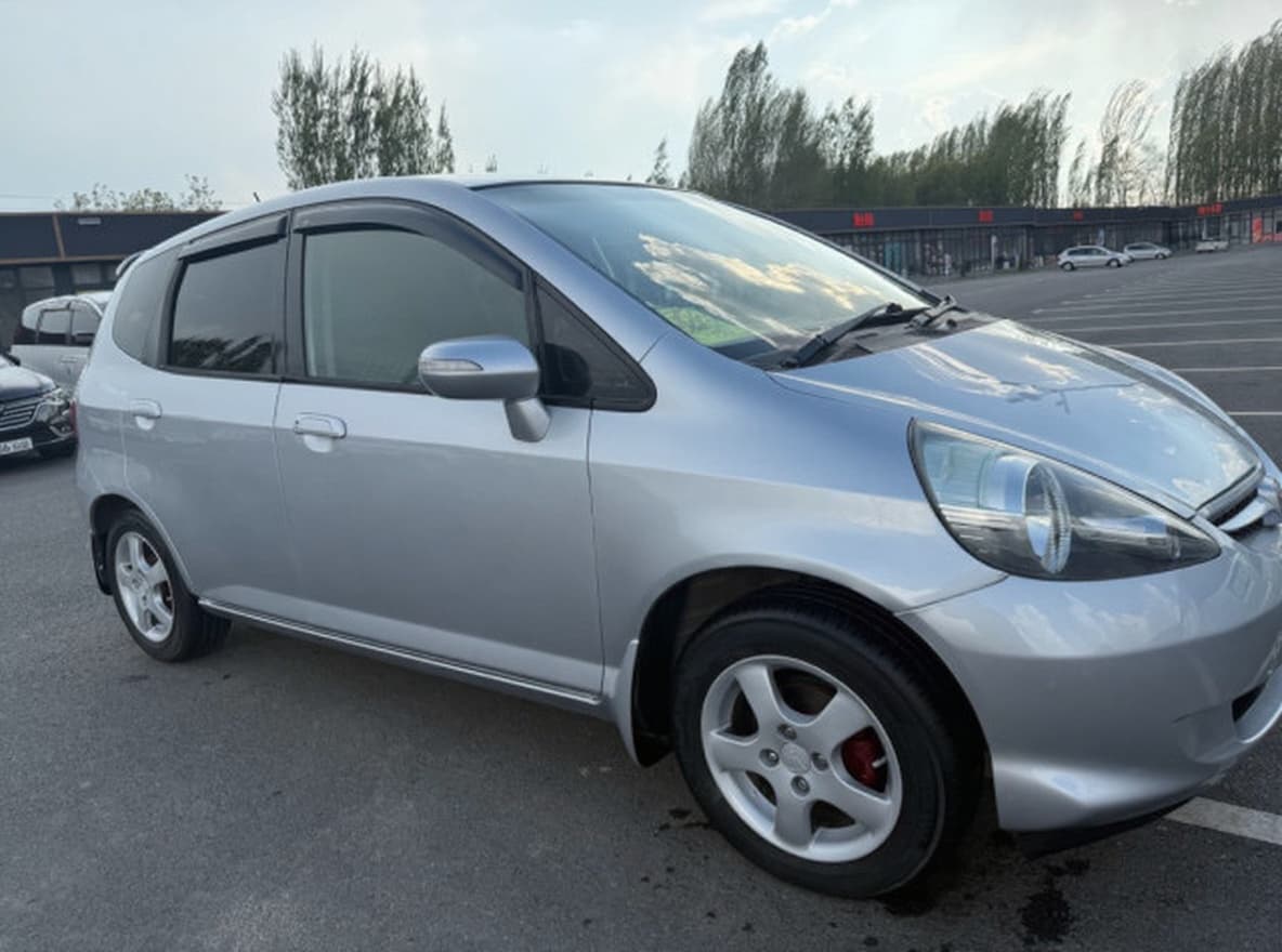 Honda Fit I, 2005