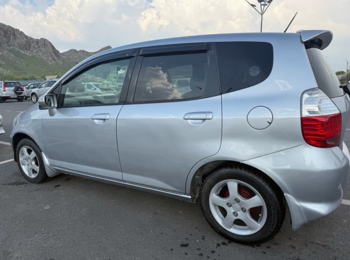 Honda Fit I, 2005