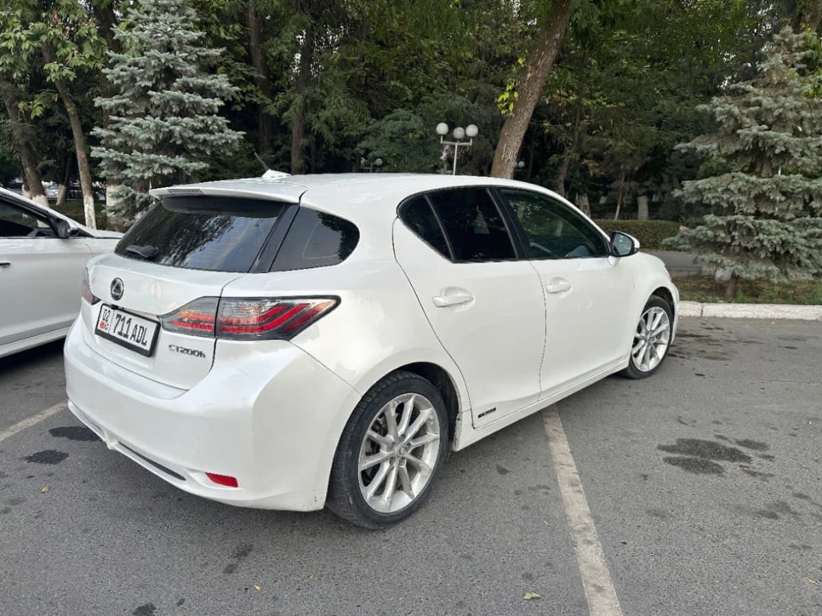 Lexus CT I, 2013