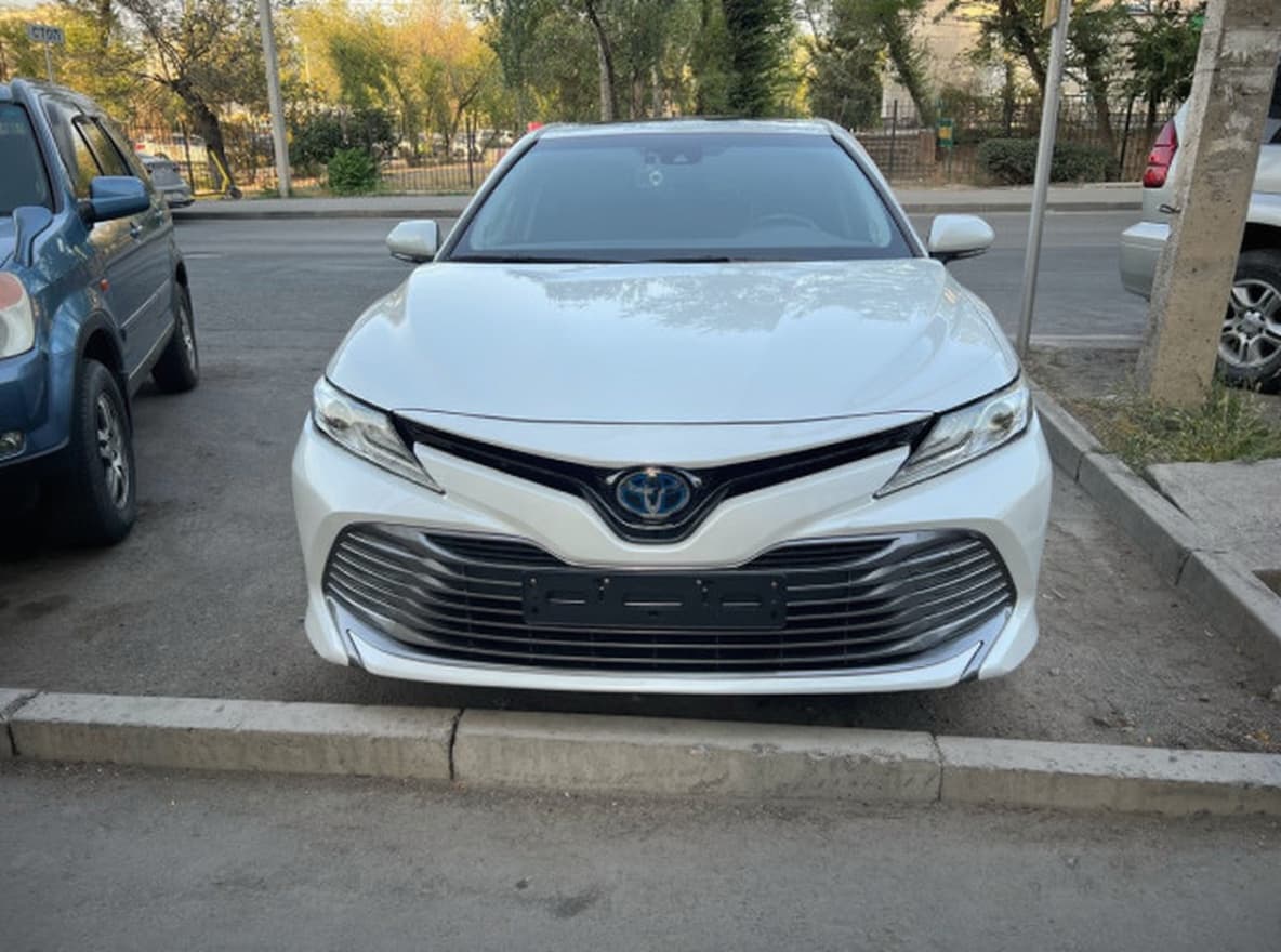 Toyota Camry VIII (XV70), 2019