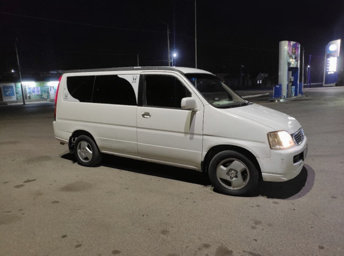 Honda Stepwgn I Рестайлинг, 2000