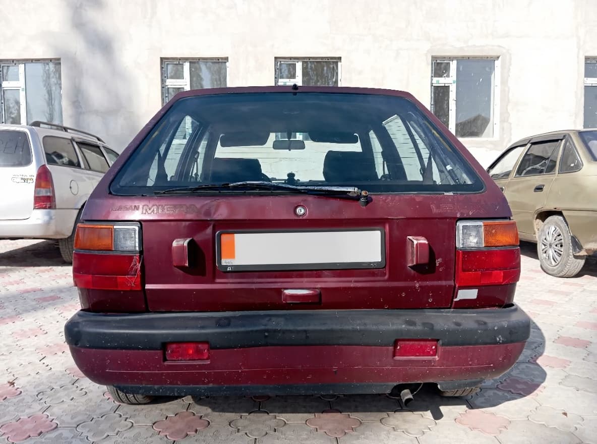 Nissan Micra I (K10), 1991