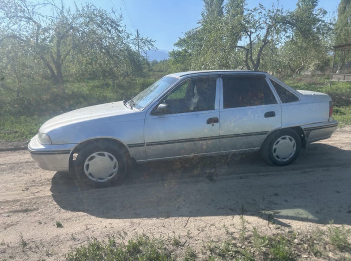 Daewoo Nexia I, 1994