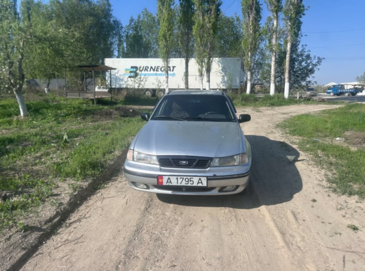 Daewoo Nexia I, 1994