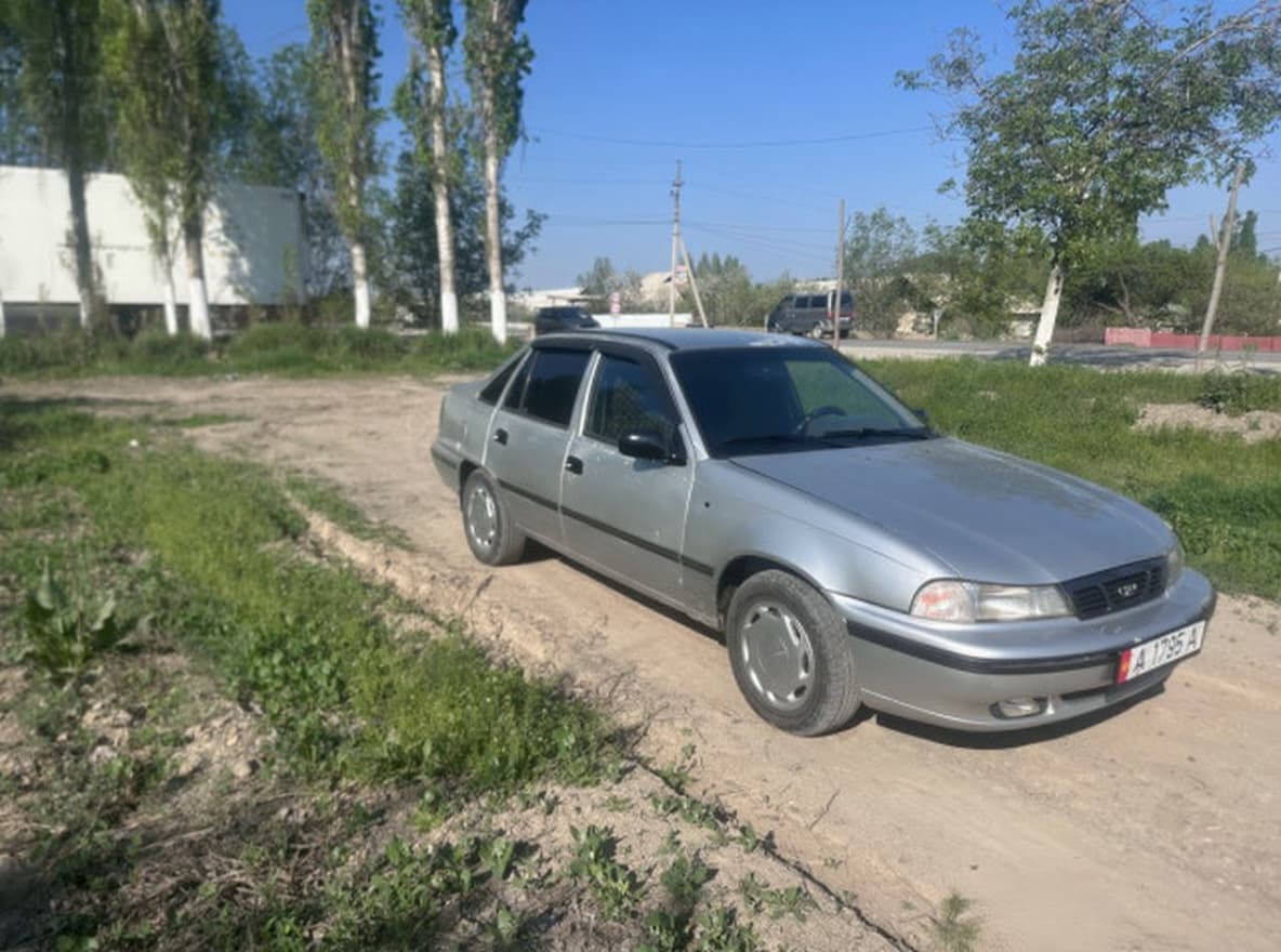 Daewoo Nexia I, 1994