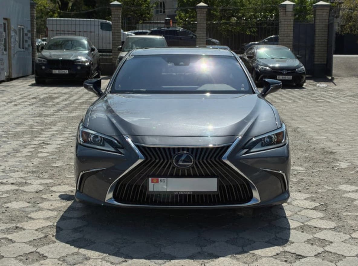 Lexus ES VII, 2018
