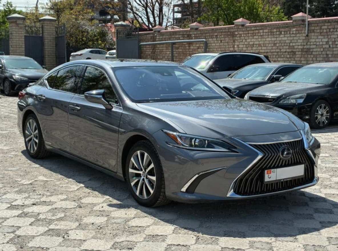Lexus ES VII, 2018