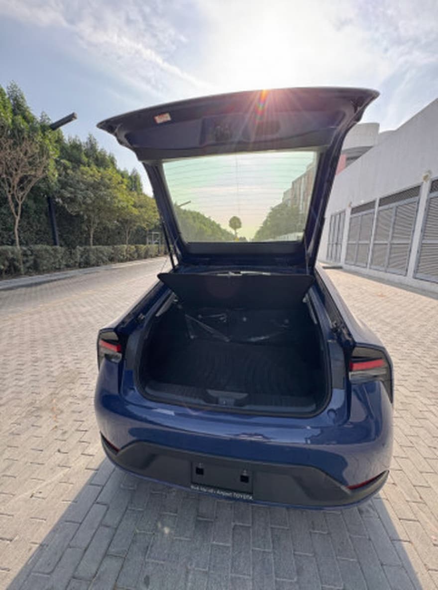 Toyota Prius V (XW60), 2024