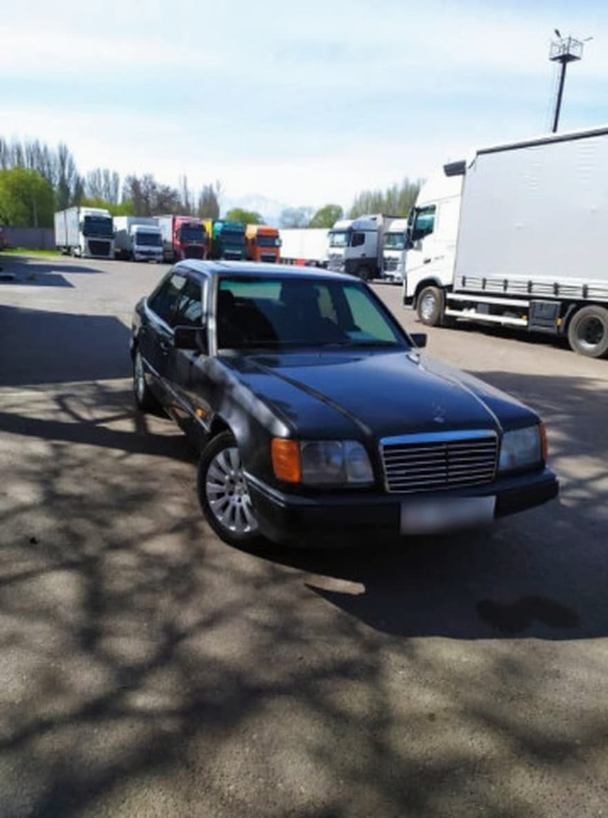 Mercedes-Benz W124, 1993