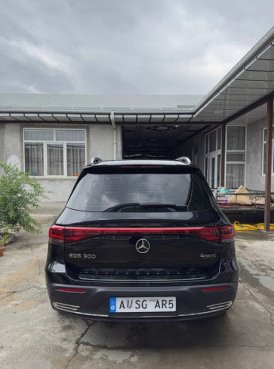 Mercedes-Benz EQB I, 2022