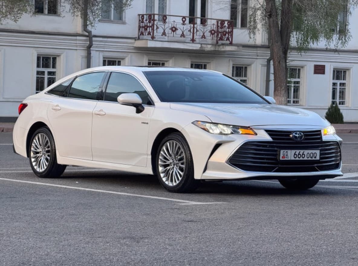 Toyota Avalon V, 2019