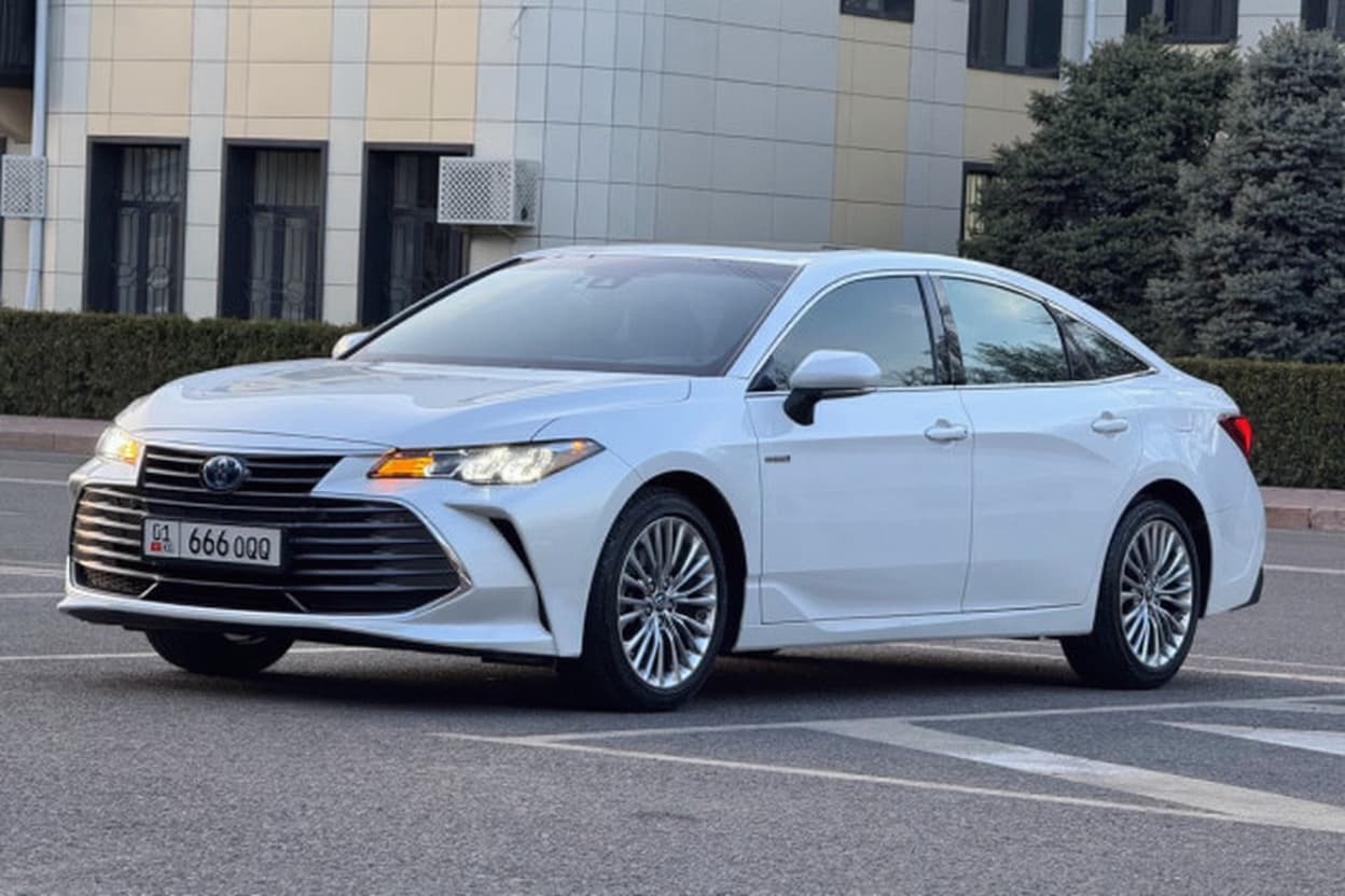 Toyota Avalon V, 2019
