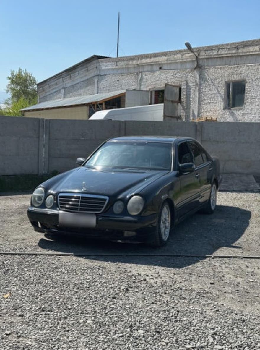 Mercedes-Benz E-Класс