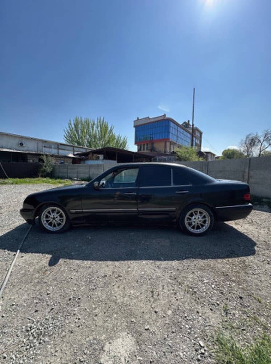 Mercedes-Benz E-Класс II (W210, S210), 1998