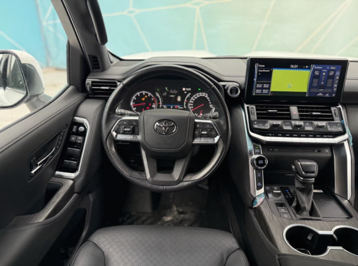 Toyota Land Cruiser 300 Series, 2022