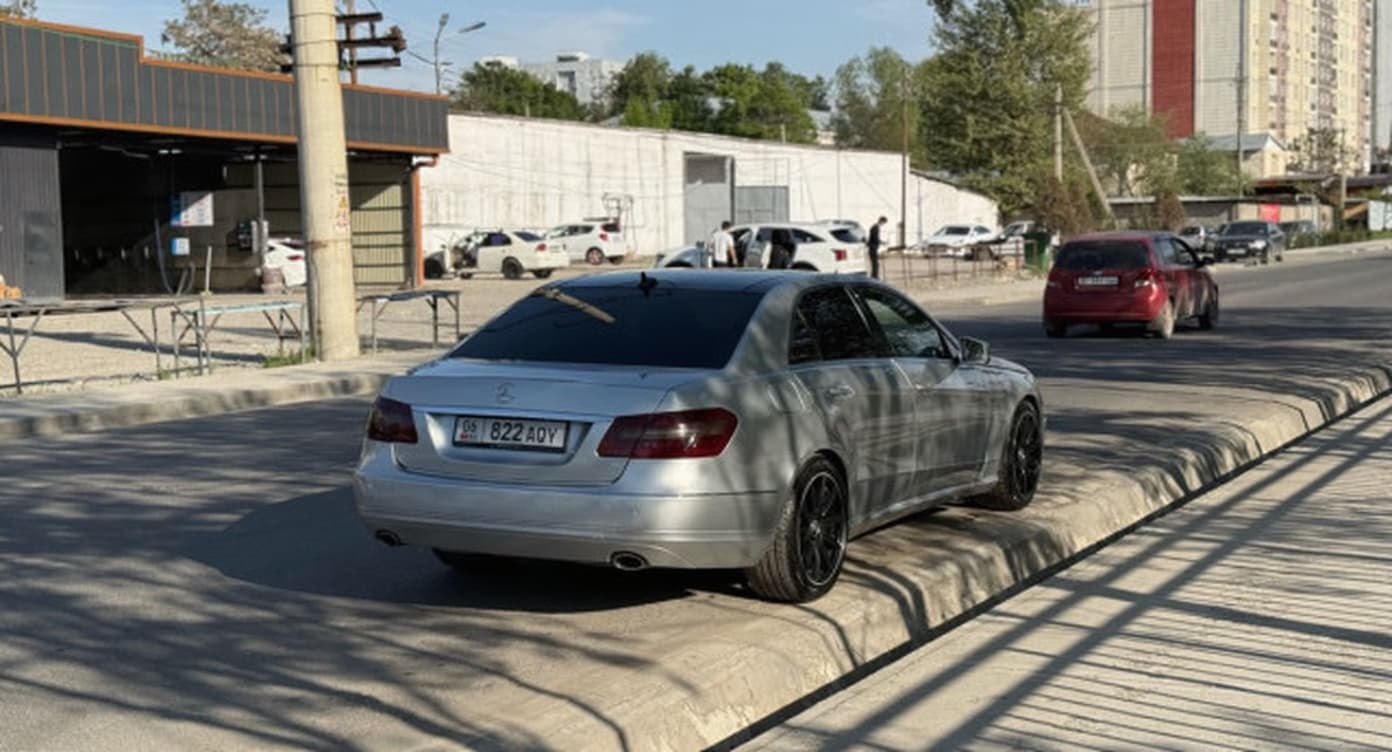 Mercedes-Benz E-Класс IV (W212, S212, C207), 2011