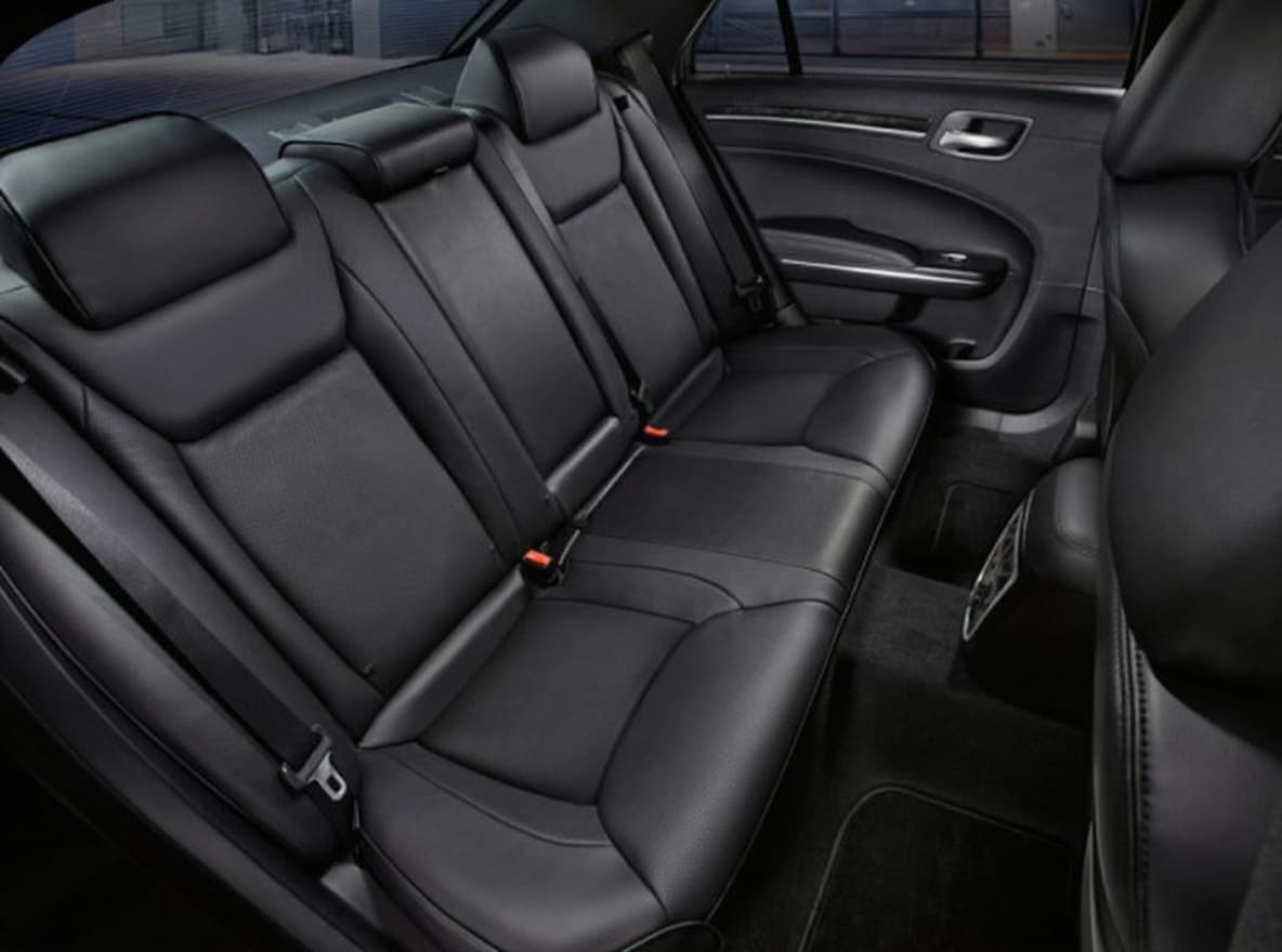 Chrysler 300C II, 2012